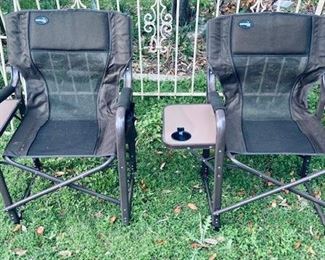 2 Natural Gear Folding Chairs w/Side Table.