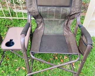 2 Natural Gear Folding Chairs w/Side Table.