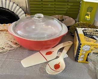 Vintage kitchen items and home decor, Pyrex