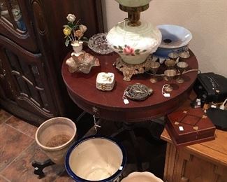 Gone with the Wind Lamp, brass, table