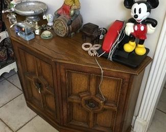 Mickey Mouse telephone