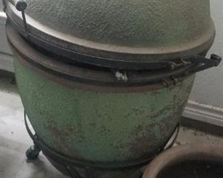 Kadamo, ceramic smoker