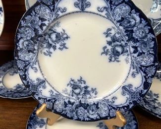 BEAUTIFUL ANTIQUE FLO BLUE WITH ROSE PATTERN