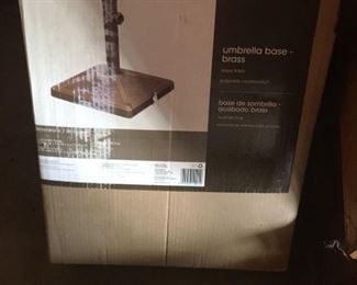 Outdoor umbrella stand 