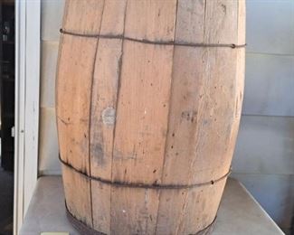 VINTAGE BARREL