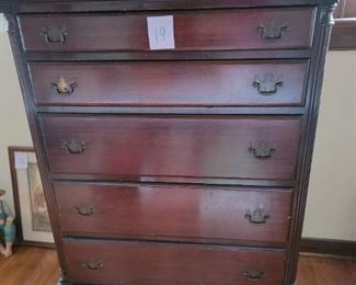 CHEST OF DRAWERS