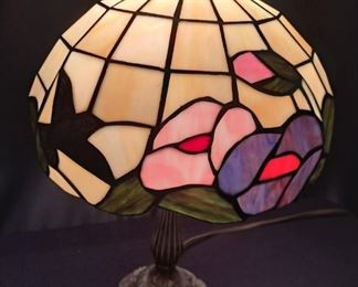 STAINED GLASS LAMP