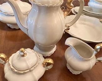 Rosen hale tea set
