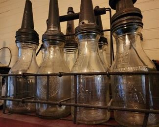  master mfg company 1-quart oil bottles also Moore and kling mfg 1920s