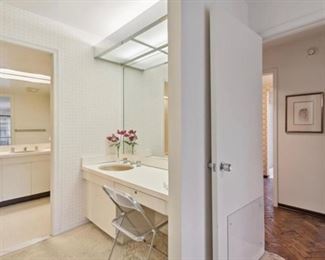 Set of 12 Mid Century Modern Plastic chair Plia by Giancarlo Piretti 1969