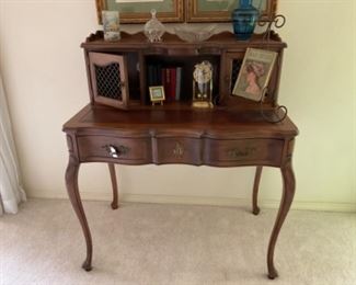 French style desk