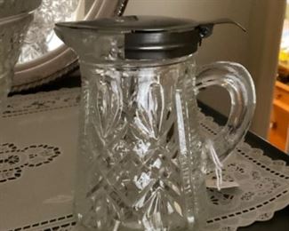 Syrup pitcher