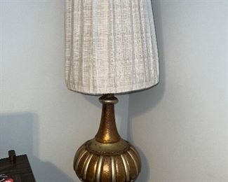 Single large mid century modern lamp $65
3 triangle, mid century, modern small tables $35 each