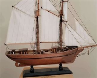 "Historic Thomson Charm" in Thomson, GA Starts Closing Thu 3/23 8pm. Pickup: Sat 3/25 11-2pm. Please click here to see more photos, descriptions, and current bids:&nbsp;https://ctbids.com/estate-sale/20860