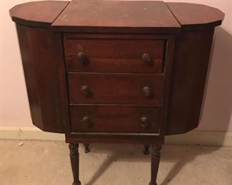 "Lake Idylwilde Treasures" in Evans, GA Starts Closing Mon 3/27 8pm. Pickup: Wed 3/29 12-6pm. Please click here to see more photos, descriptions, and current bids: https://ctbids.com/estate-sale/20683