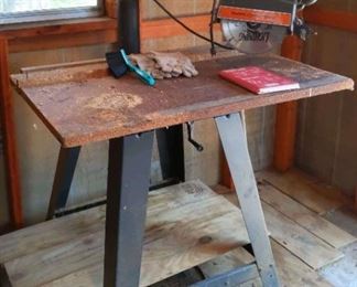 "Lake Idylwilde Treasures" in Evans, GA Starts Closing Mon 3/27 8pm. Pickup: Wed 3/29 12-6pm. Please click here to see more photos, descriptions, and current bids: https://ctbids.com/estate-sale/20683