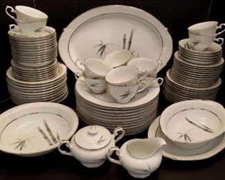 "Lake Idylwilde Treasures" in Evans, GA Starts Closing Mon 3/27 8pm. Pickup: Wed 3/29 12-6pm. Please click here to see more photos, descriptions, and current bids: https://ctbids.com/estate-sale/20683