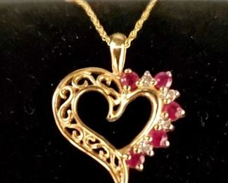 "Lake Idylwilde Treasures" in Evans, GA Starts Closing Mon 3/27 8pm. Pickup: Wed 3/29 12-6pm. Please click here to see more photos, descriptions, and current bids: https://ctbids.com/estate-sale/20683