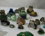 wcollection of vintage frogs windup toys and more1891 t