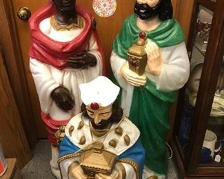 3 wise men with Jewels