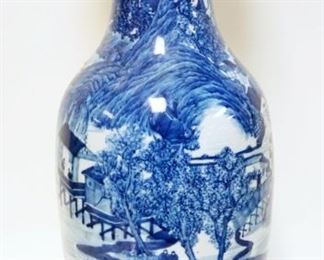 1099	BLUE & WHITE VASE, APPROXIMATELY 24 IN HIGH
