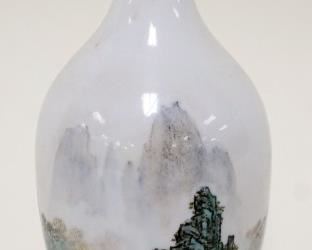 1117	THIN SHELL ASIAN CHINA VASE, APPROXIMATELY 7 3/4 IN HIGH
