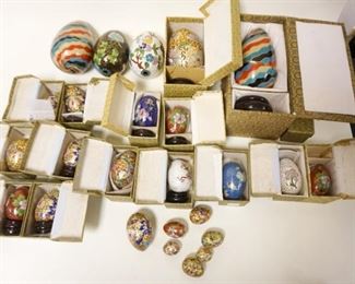 1259	LARGE LOT OF ASSORTED CLOISONNE EGGS, LARGEST APPROXIMATELY 5 IN

