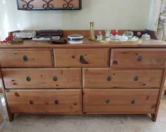 7 drawer farmhouse dresser