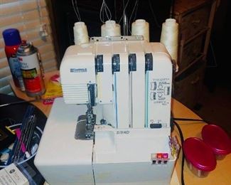 Kenmore Overlock 2/3/4D serger sewing machine 