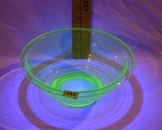 Lot #161 - Vaseline Glass Bowl 