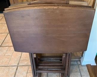 4 tray tables and stand
