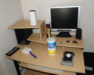 Very nice small, compact, and very functional desk