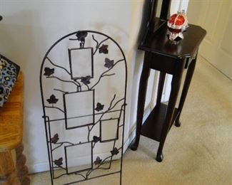 Picture floor frames