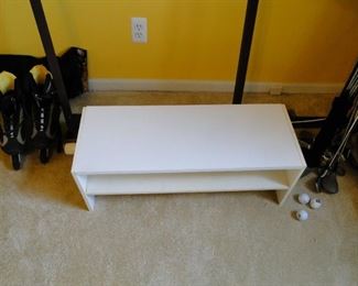 Nice white little shoe stand