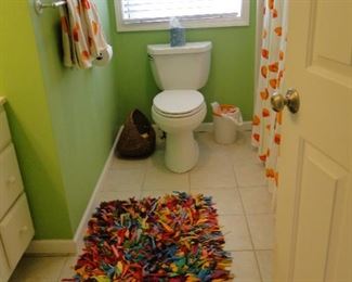 Just look how fun taht rug is