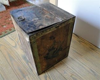 Vintage Asian inspired, tea storage container