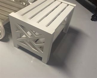 Chinese Chippendale style stand