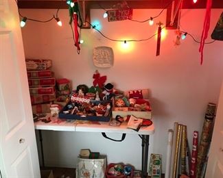 Christmas & wrapping paper