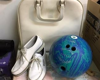 rad retro bowling ball, bag & shoes