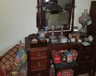 Antique Mahogany Dresser w Mirror and Bench, Miscellaneous 