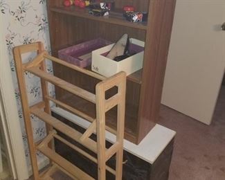 Shelves, DVD/ Video/ CD Rack