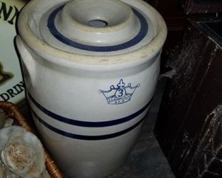 No.3 Crockery Butter Churn