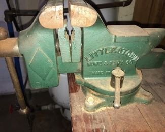 A heavy-duty clamp for all those tough jobs. 