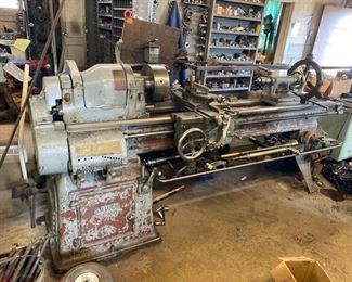 SOUTH BEND 16"X6' LATHE