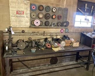 8 FT METAL TABLE, GRINDING WHEELS, ETC.