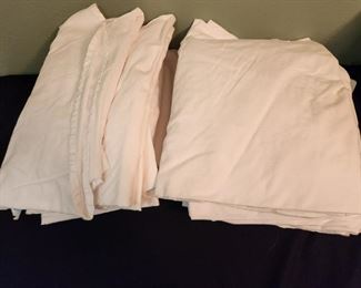 lot of 50 white cloth napkins for banquets, catering 