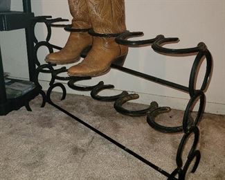 Horseshoe Boot Rack