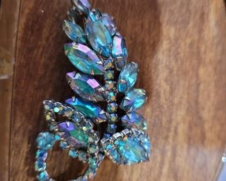 Antique Broach