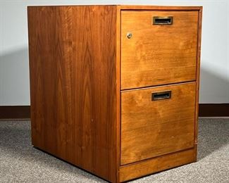 JENS RISOM FILING CABINET | Mid-century modern filing cabinet
Dimensions: l. 29 x w. 19 x h. 30 in