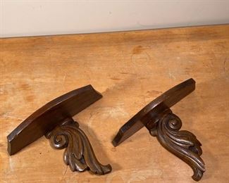 PAIR CARVED WOOD SHELVES | Flat shelves with carved acanthus supports
Dimensions: h. 10 x w. 15 x d. 6 in.